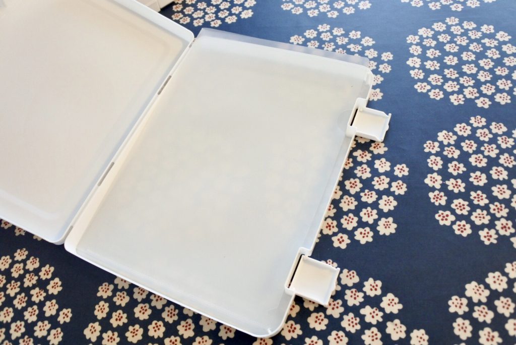 セリア新商品 真っ白なA4キャリーケース。 めんどくさがりやのシンプルライフ